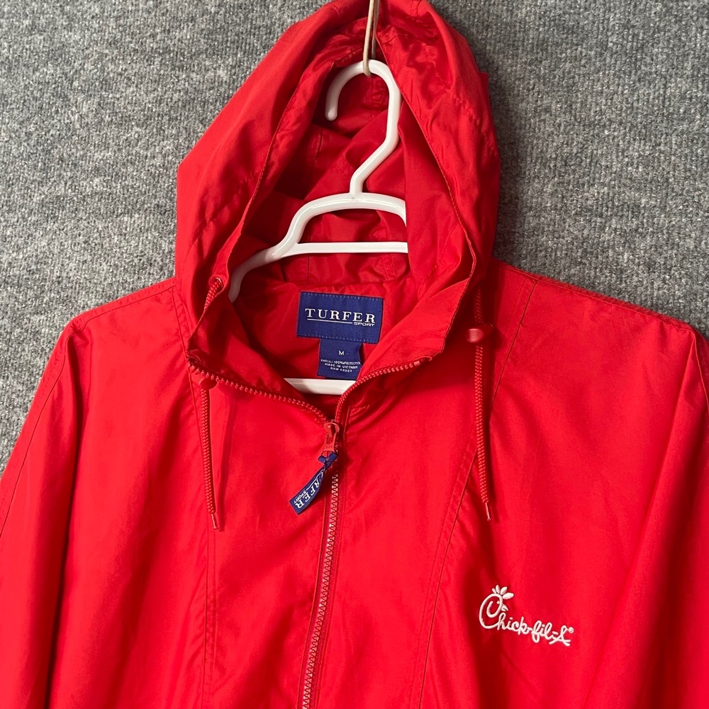 Chick-fil-A Red Hooded Windbreaker Jacket Mens Medium Full Zip Turfer Sport Work
